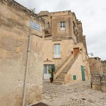 Holiday home Antica Dimora Storica La Finestra Sul Campanile Matera