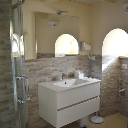 Antica Dimora Storica La Finestra Sul Campanile *